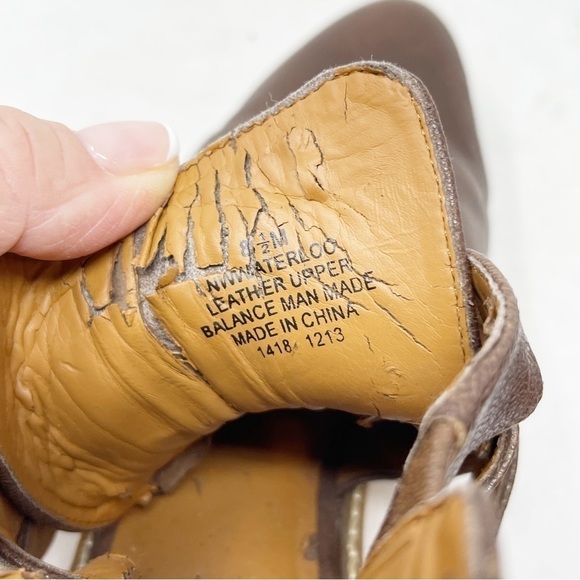 NINE WEST Women’s Brown Leather WATERLOO Buckle Closure Open Side Booties 8.5 - Picture 9 of 12